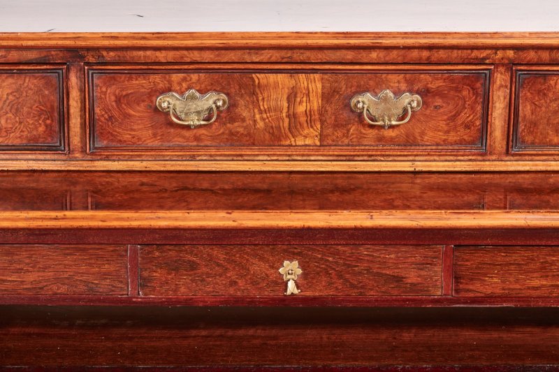 Exceptional Quality Antique Victorian Burr Walnut Bureau - Image 14